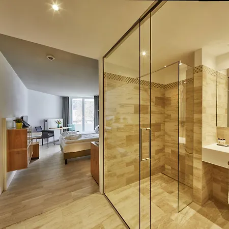 Elzland Pfauen Wellness & 4* Elzach