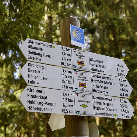 Elzland Pfauen Wellness & 4*