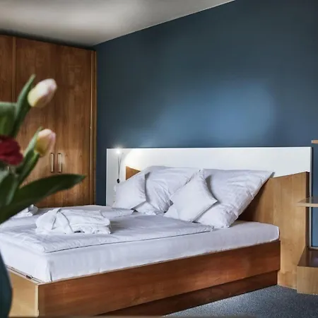 Elzland Pfauen Wellness &