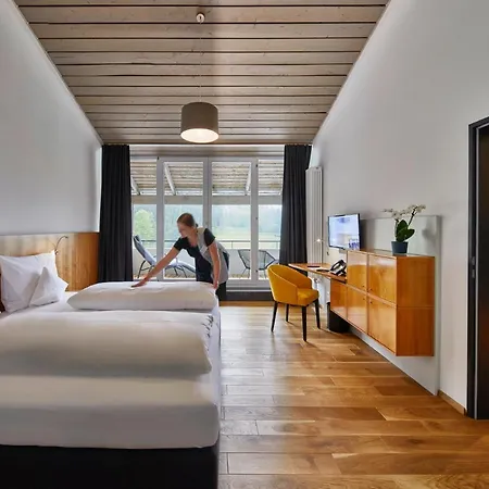 Elzland Pfauen Wellness & 埃尔察赫