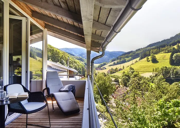 Elzland Pfauen Wellness & 4*