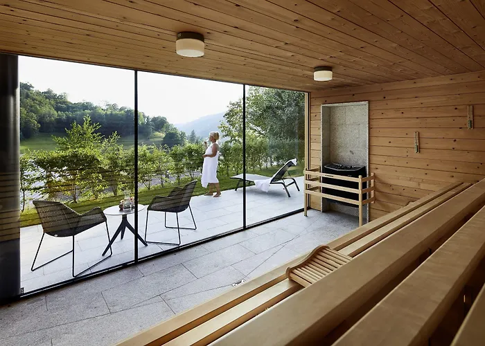 Elzland Pfauen Wellness &