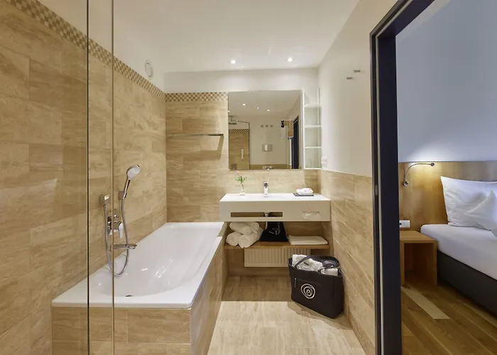 Elzland Pfauen Wellness & 4*