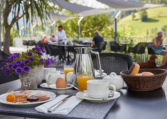 Elzland Pfauen Wellness & 4*